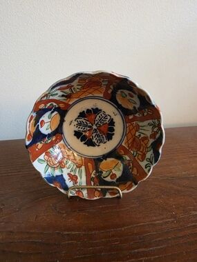 Antique Imari Style Trinket Dish with Women's Faces - Porcelain Bowl
